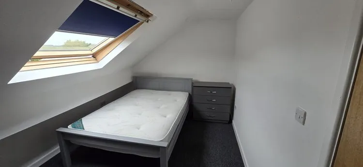 112 Lenton Boulevard // 7 Bed Student House NG7 2BZ - Thumbnail 16